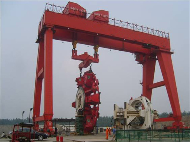 Order two-girder gantry crane in China
