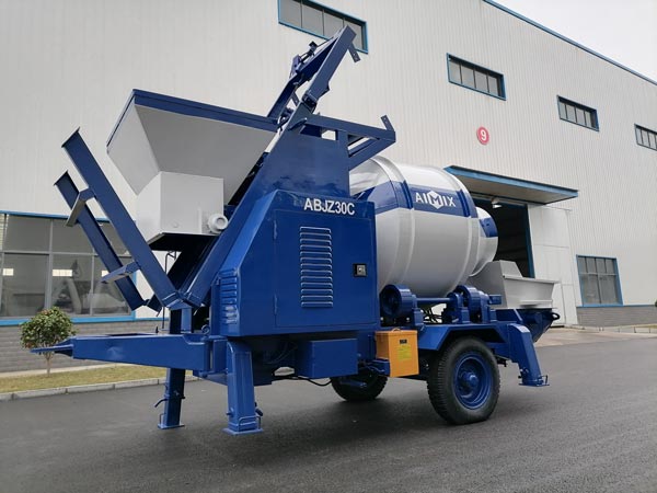 Concrete mixer and pump in Jamaica